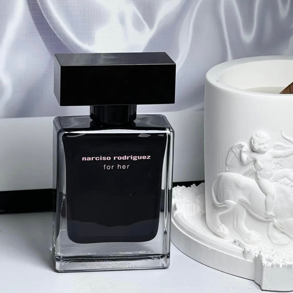 Narciso Rodriguez For Her Eau de Toilette For Women 100ml Velamy Luxury